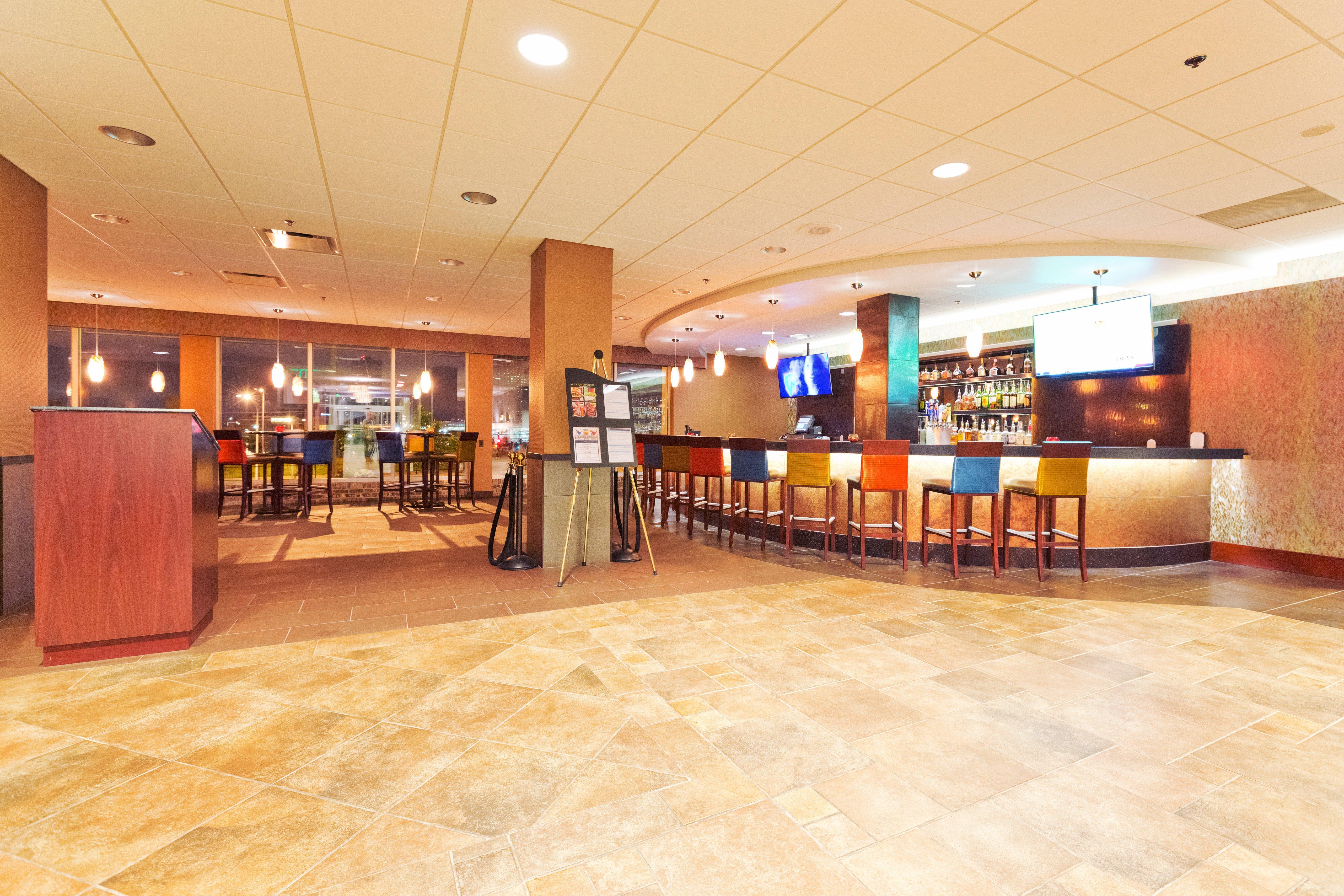 Holiday Inn Des Moines-Downtown-Mercy Campus By Ihg Екстериор снимка